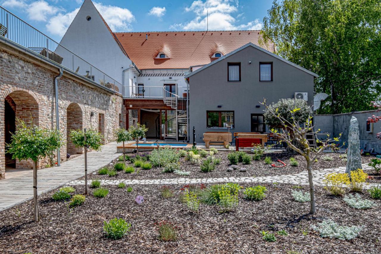 Kníže Ferdinand Apartments Mikulov Exterior foto